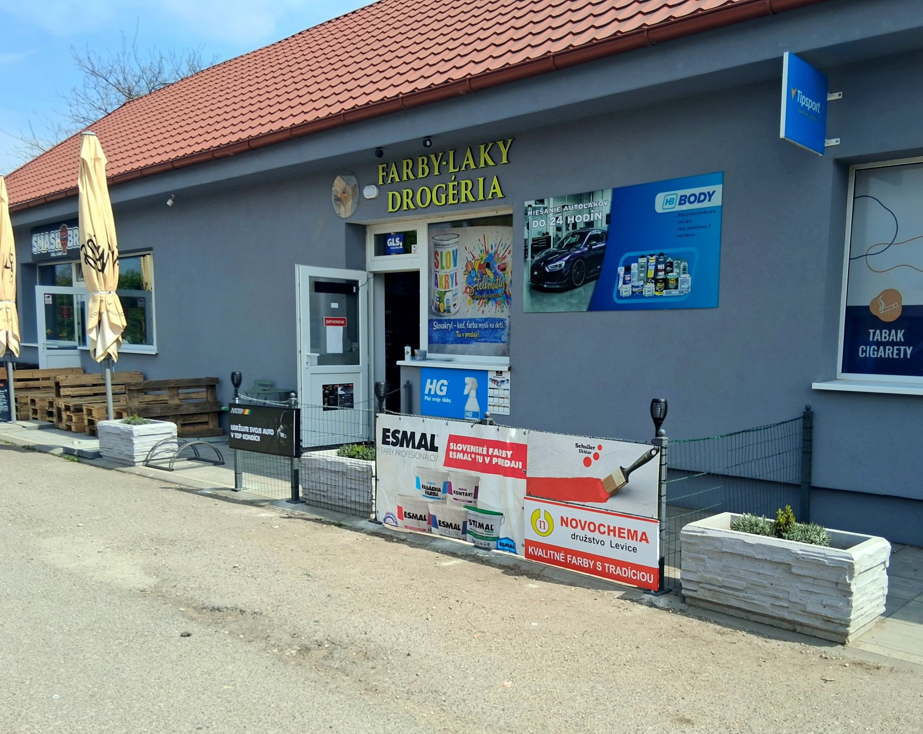 Exteriér predajne Stellmatty Farby-Laky-Drogéria